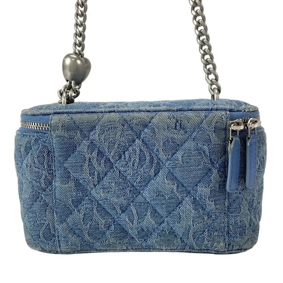 Auth CHANEL Vanity Case / Matelasse AP3204 Light Blue Denim Vanity Bag - Picture 3 of 16